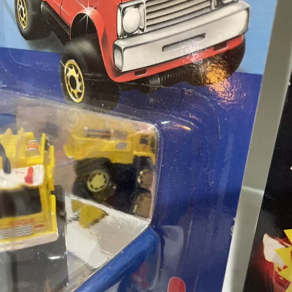 MICRO MACHINES Remote Control Fire Truck 1989 Sealed. And Blaze And Roar 7440